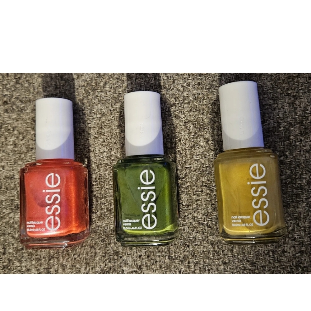 Lot Of 3 essie Nail Polish Pucker Up, Heart Of The Jungle, Zest Has Yet …